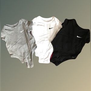 ❌ *SOLD* Nike 3M Onesies